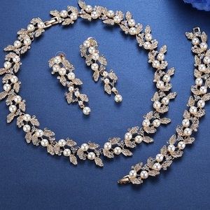 Necklace set for bridal jewelry